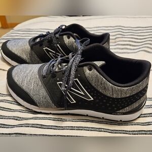 New Balance Women's 577 Black and Gray Sneakers Size 10 D (Wide)